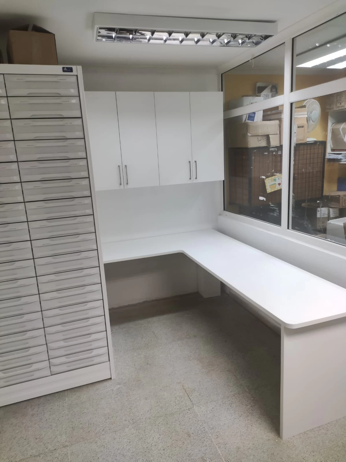 Hospital de Quinteros, Farmacia Cerrada